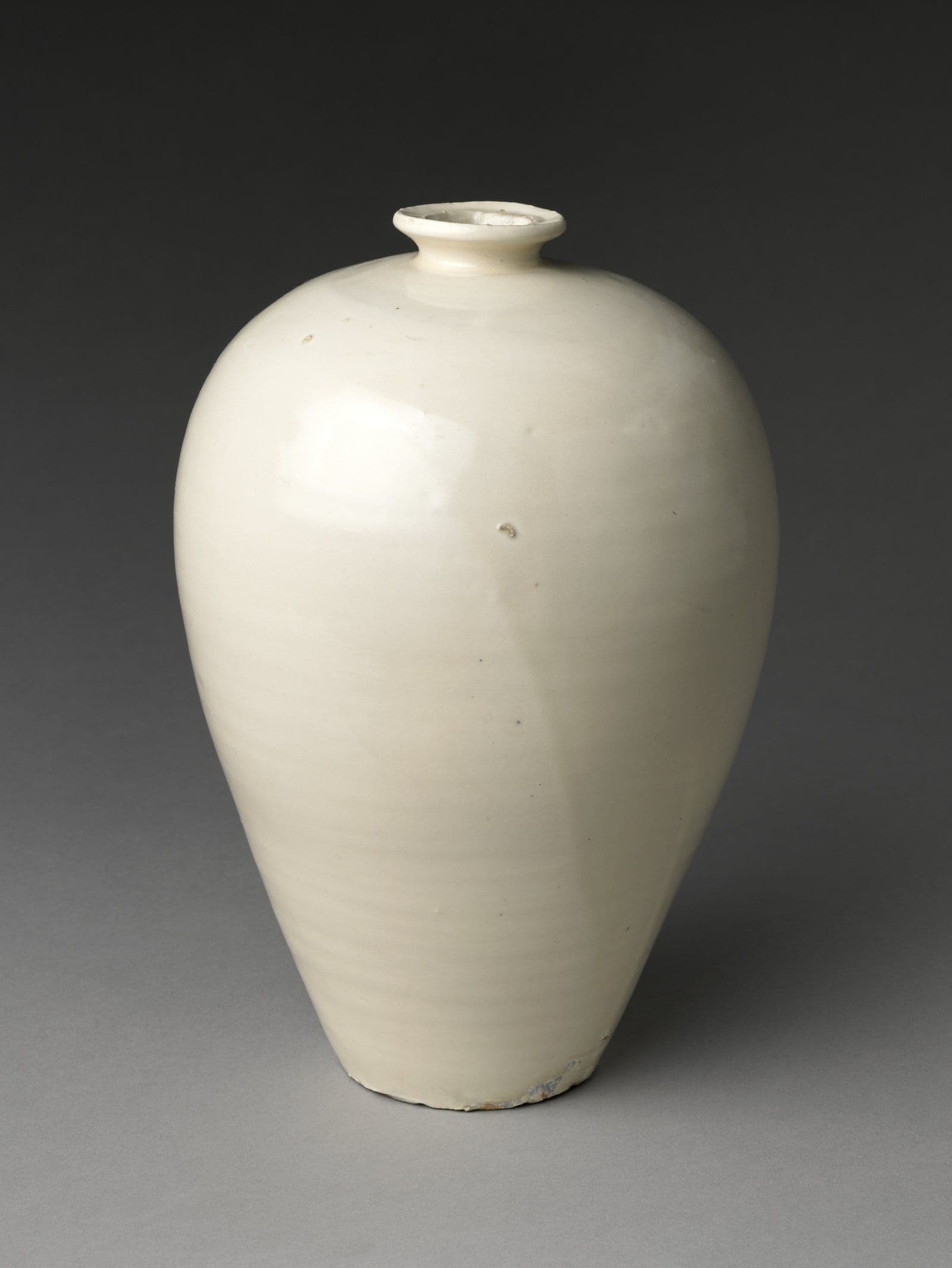 Chinese Vase Shapes Explained: Meiping, Hu, Gu and More — undefined article, Kiln & Ink Journal