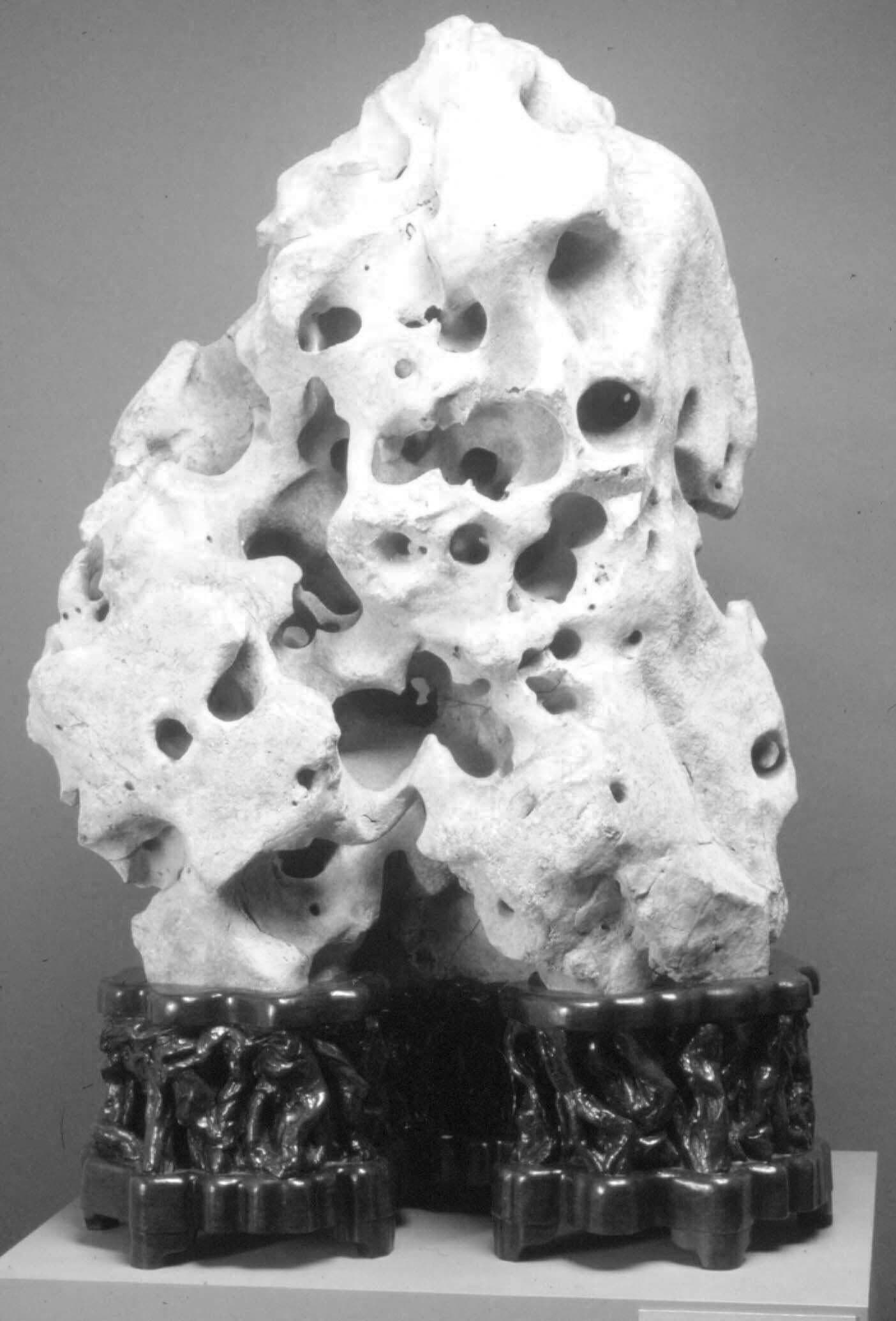 Scholar's Rocks (Gongshi): The Four Criteria Collectors Use — undefined article, Kiln & Ink Journal